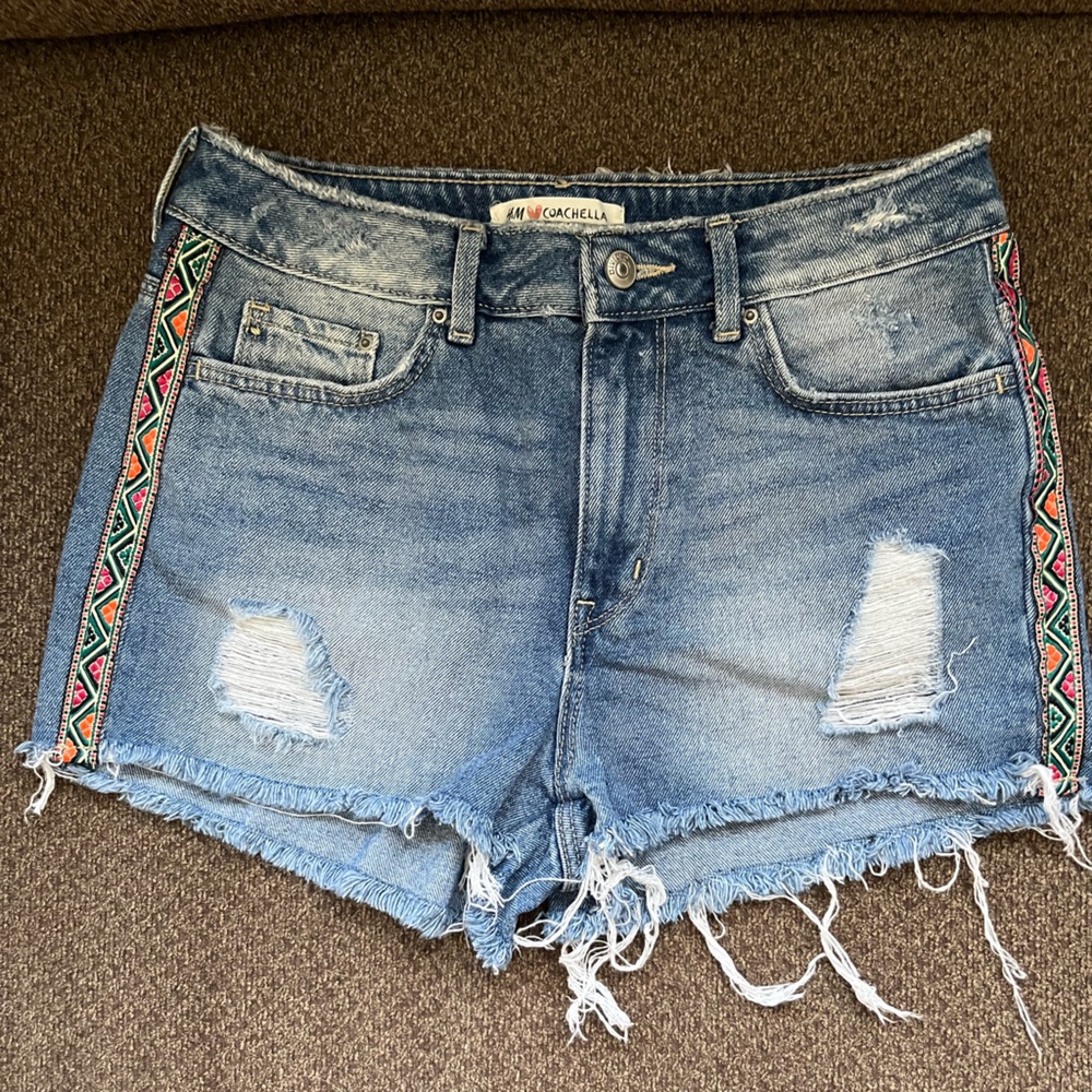 Women’s H&M Coachella Jean Shorts